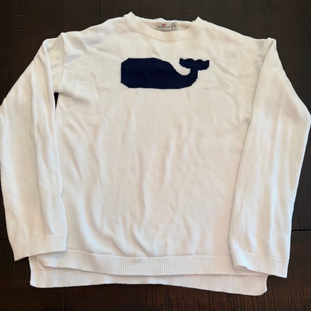 Vineyard Vines Girl’s White Crewneck Sweater with Navy Whale XL / 16